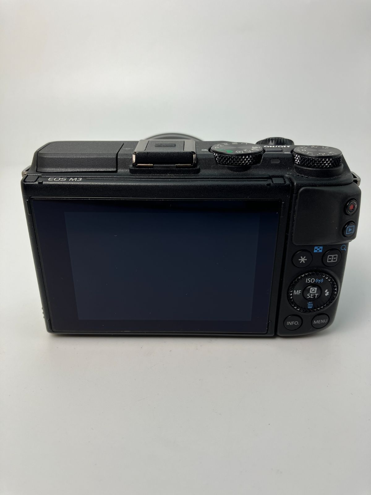 返品保証・動作確認済】 Canon EOS M3 + EF-M 15-45mm F3.5-6.3 IS STM
