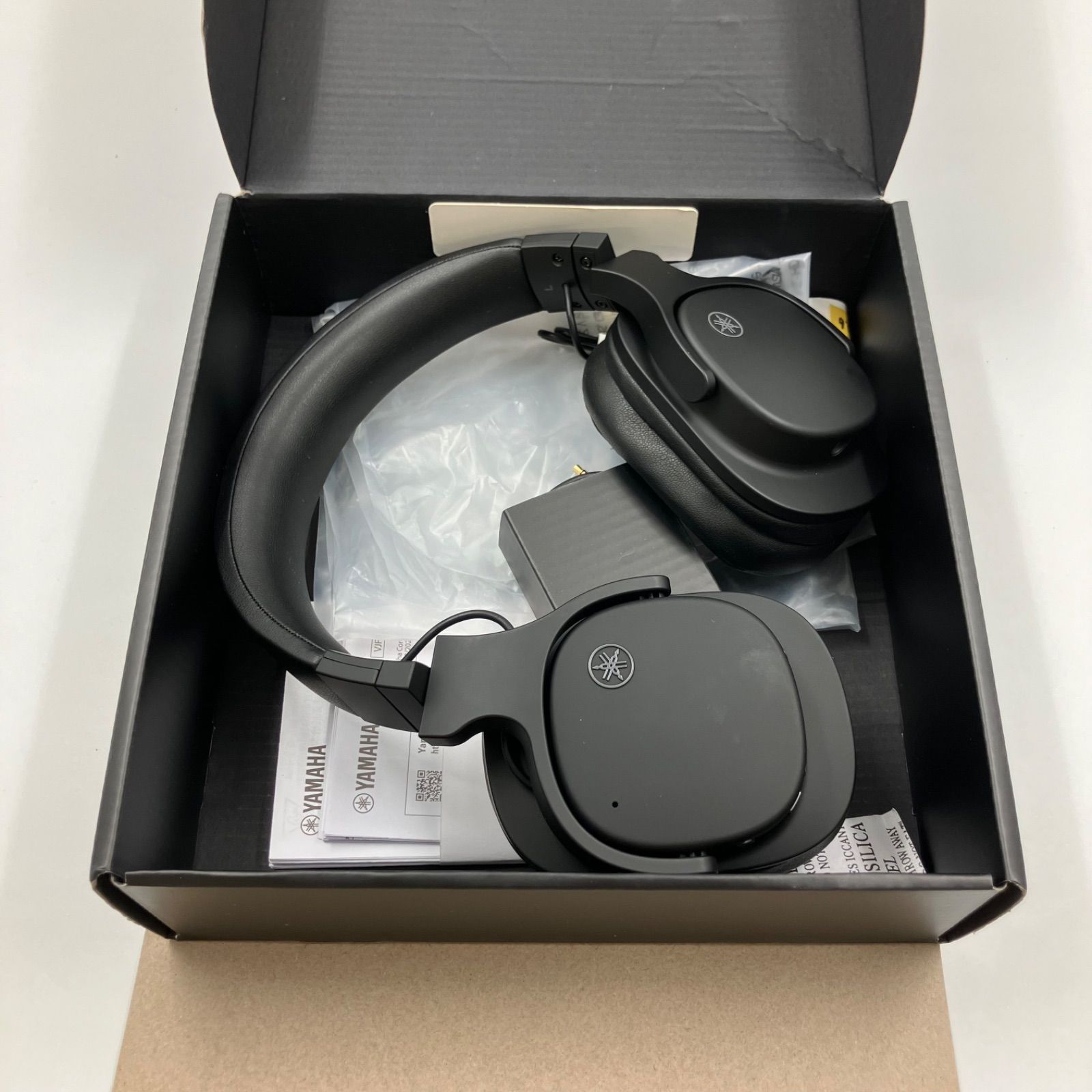 ヤマハ YH-L500A ワイヤレスヘッドホン Amazon.co.jp: ヤマハ YAMAHA ワイヤレスヘッドホン YH-L500A(B