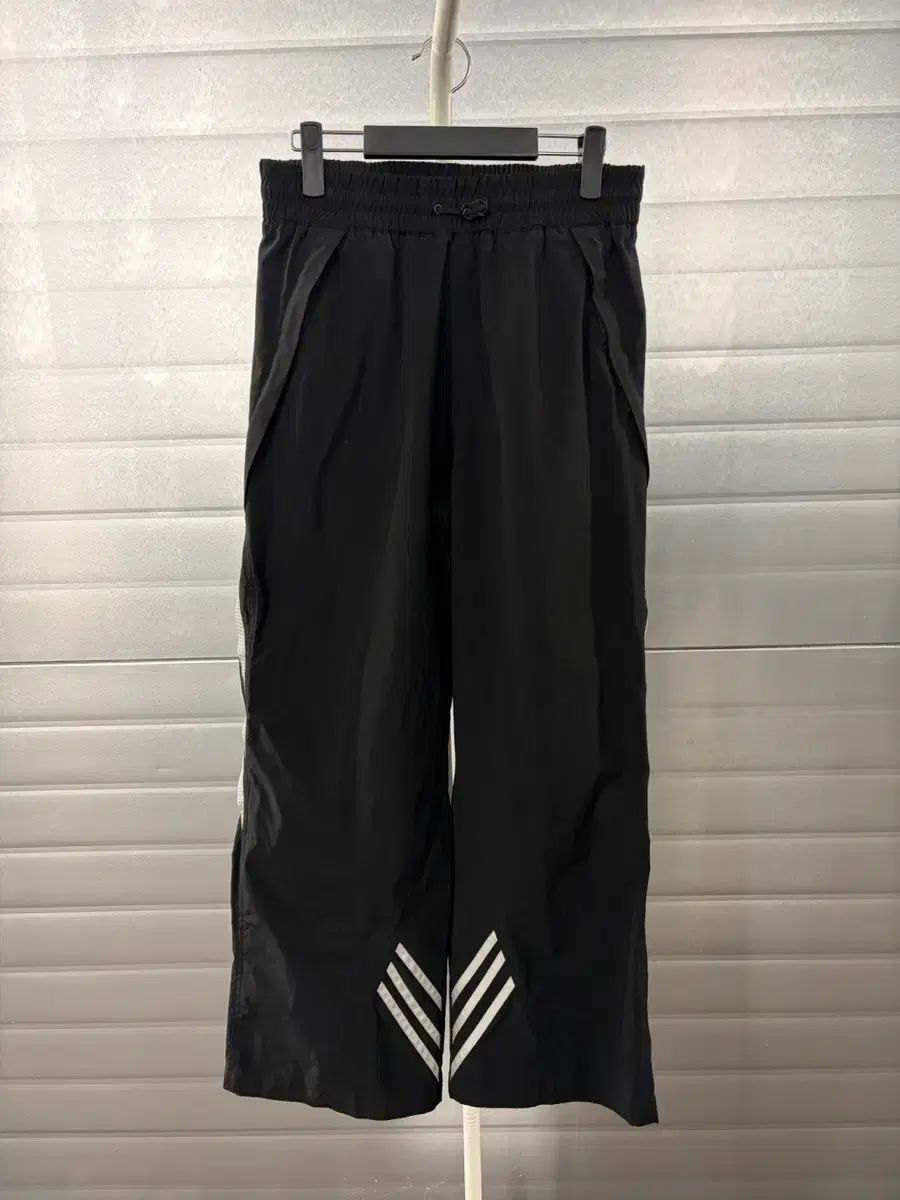 JHYQ ブラック トレーナー ズボン 175 78 A L サイズ