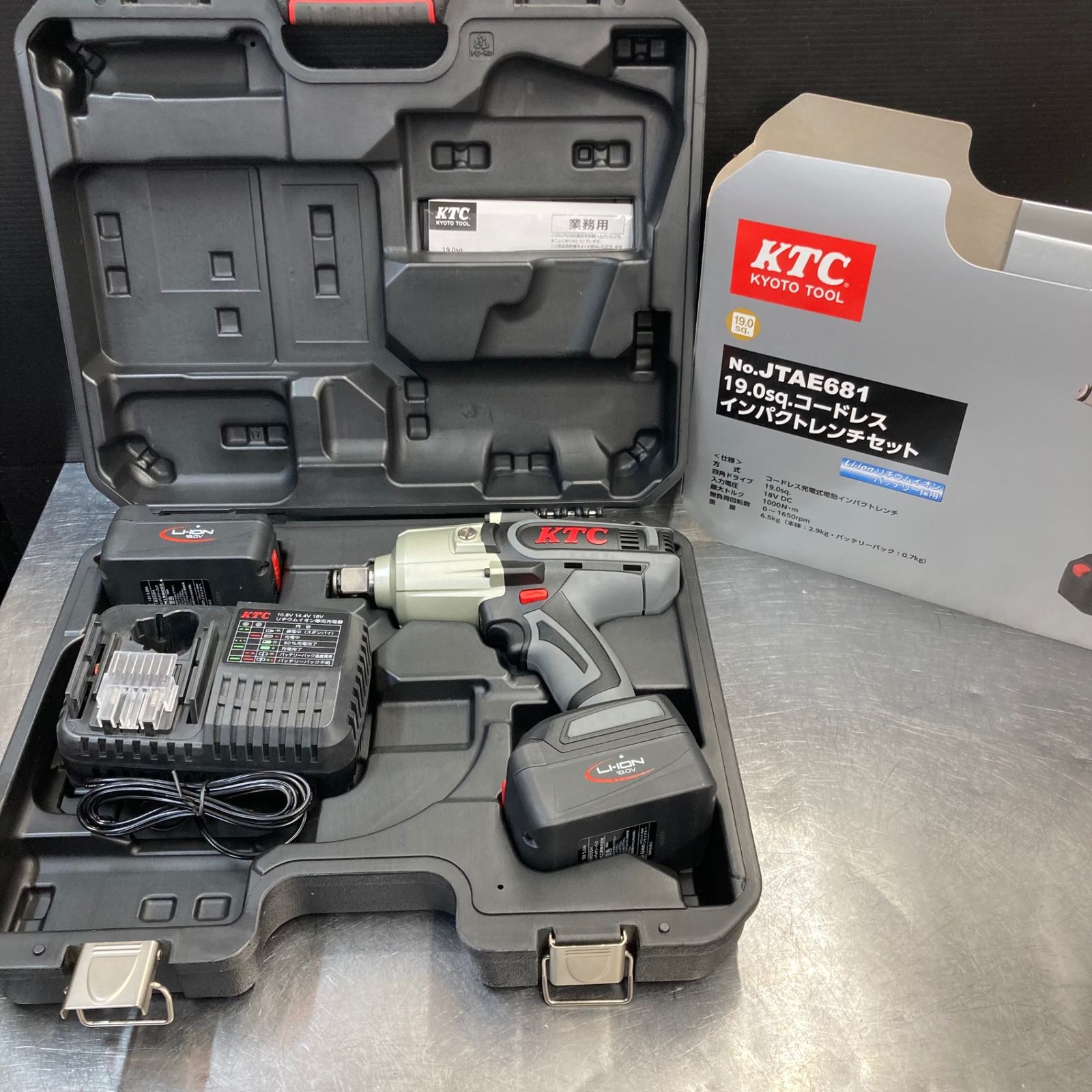 ♥ 店頭展示品 KTC 京都機械工具 コードレスインパクトレンチ JTAE 681 フルセット品