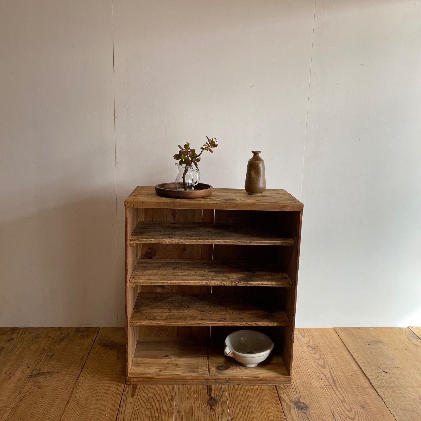 アンティーク 仕切り棚 チェスト 食器棚 書類棚 無垢材 無塗装 z940 アンティーク 仕切り棚 チェスト 食器棚 書類棚 無垢材 無塗装 y360