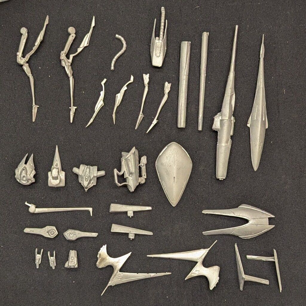  海洋堂 モーターヘッド 1 220スケールメタルキット 原型 片山浩 ウンダースカッツ キャラクター 模型 プラモデル