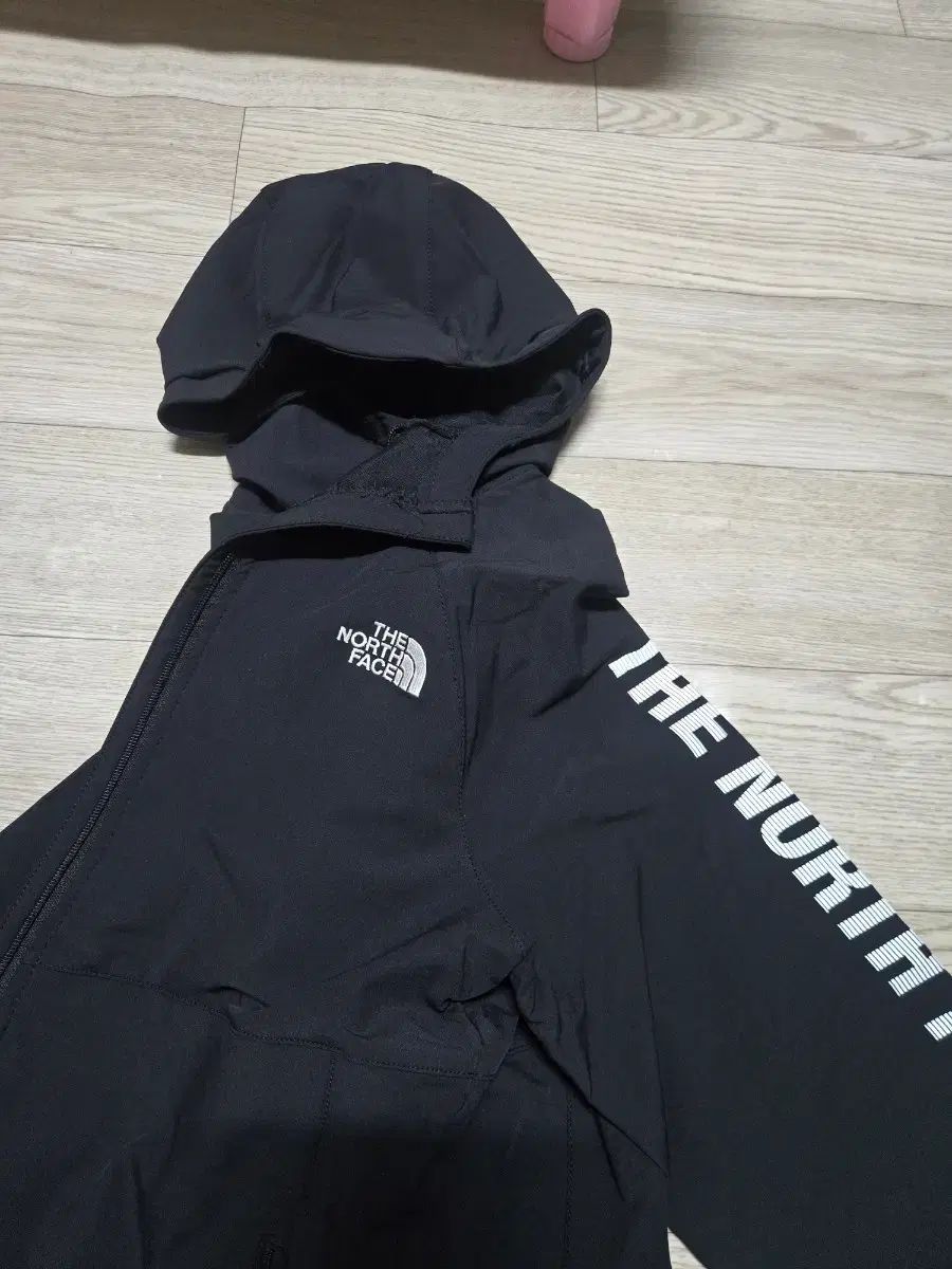 The north face＊ウィンドブレーカー＊160 160サイズ THE NORTH FACE ザノースフェイス ウィンドブレーカー