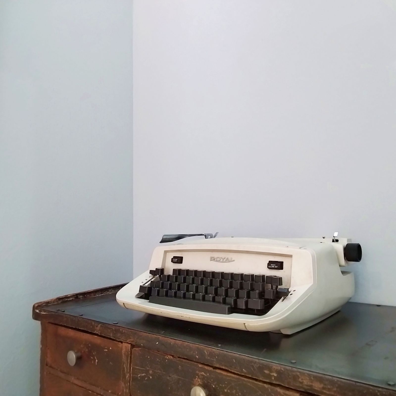 ヴィンテージタイプライター ロイヤル社 1900年代半ば 20世紀 アメリカ レトロ アンティーク 骨董 インテリア