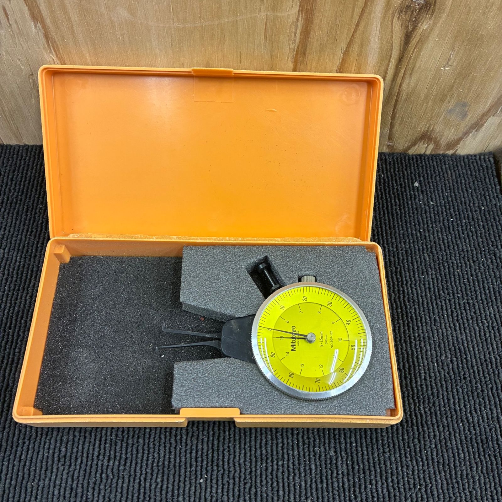 ケース割れ Mitutoyo ミツトヨ ダイヤルキャリパゲージ 209-152 測定 ノギス マイクロメーター
