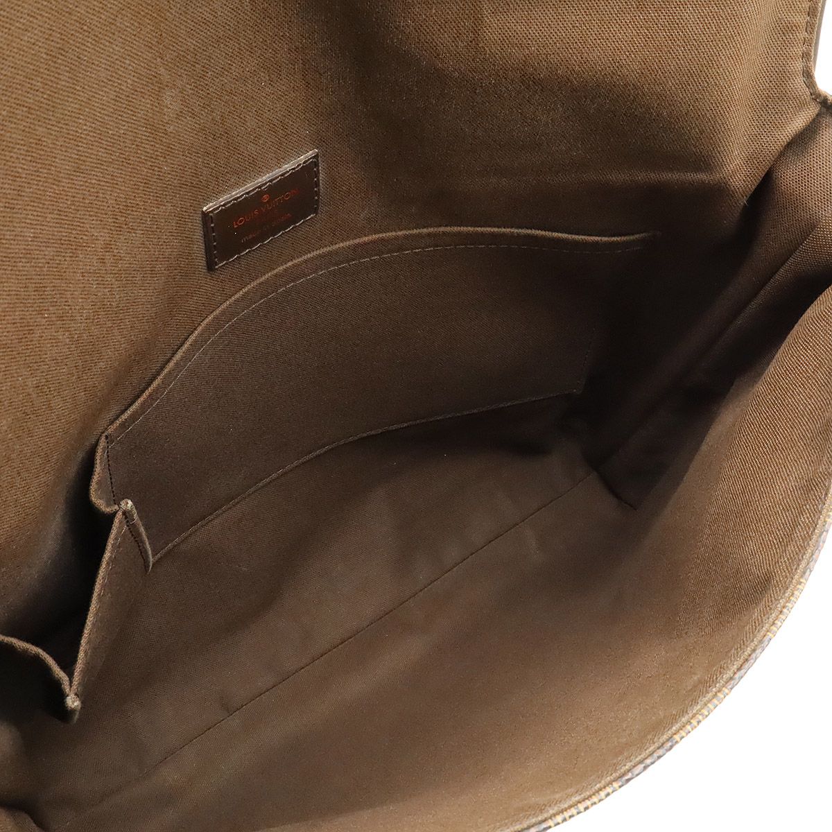 メッセンジャーバッグ 斜め掛け