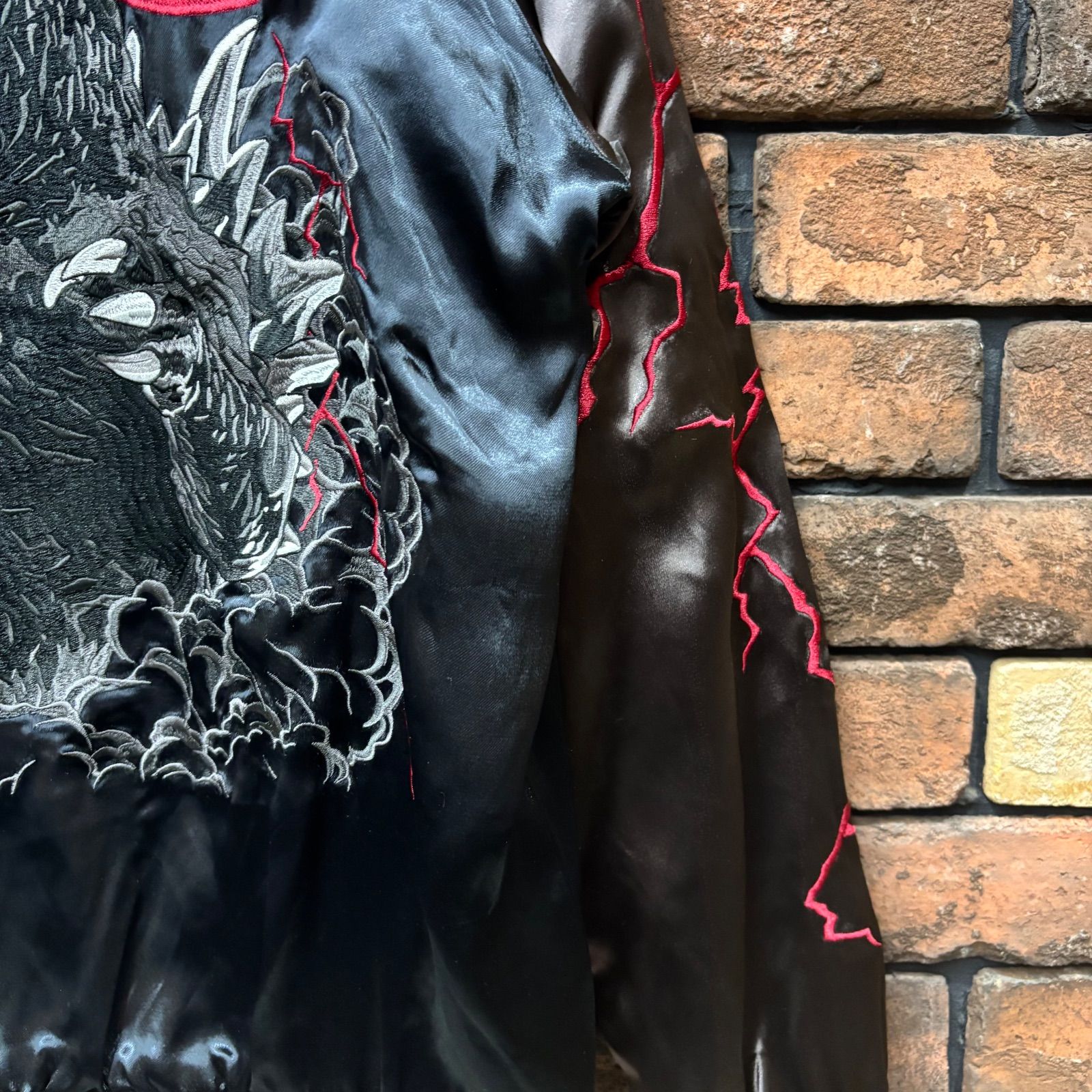 ゴジラ リバーシブル刺繍スカジャン】GODZILLA ゴジラ モスラ