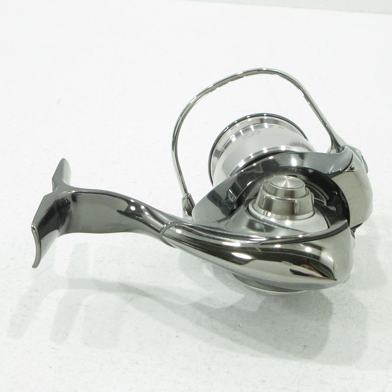 三重本店】 中古 Daiwa | ダイワ リール 22 EXIST イグジスト LT2000S