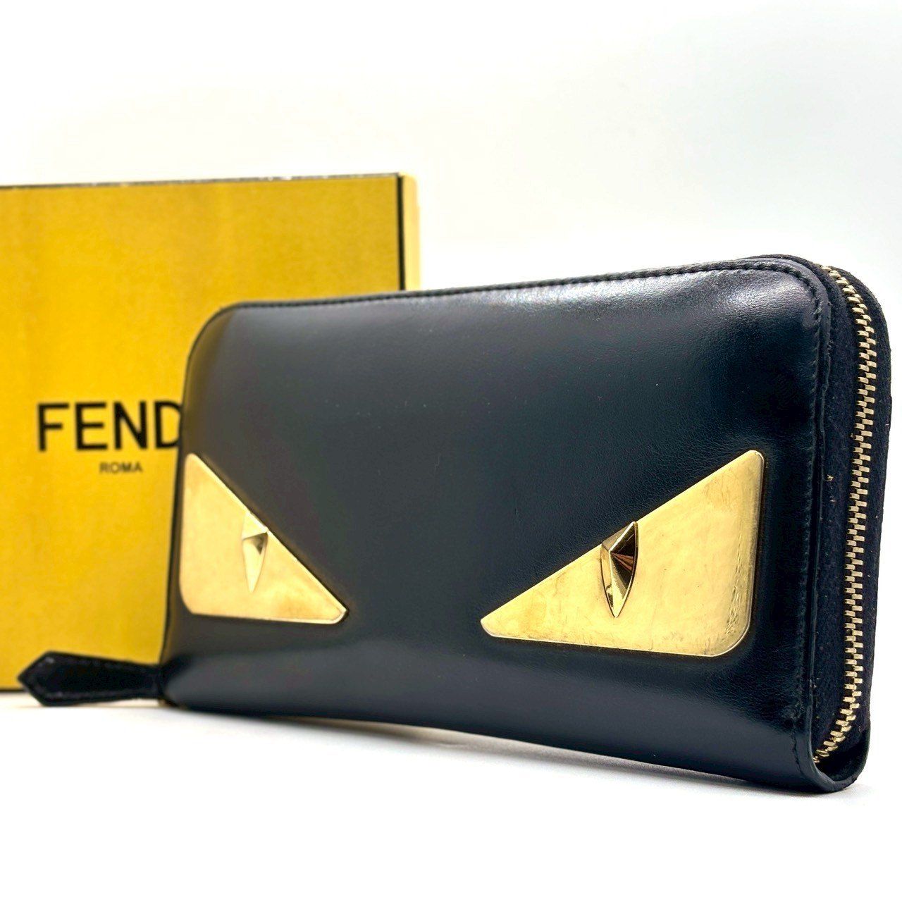 無骨に光る遊び心】 FENDI フェンディ 長財布 ラウンドジップ
