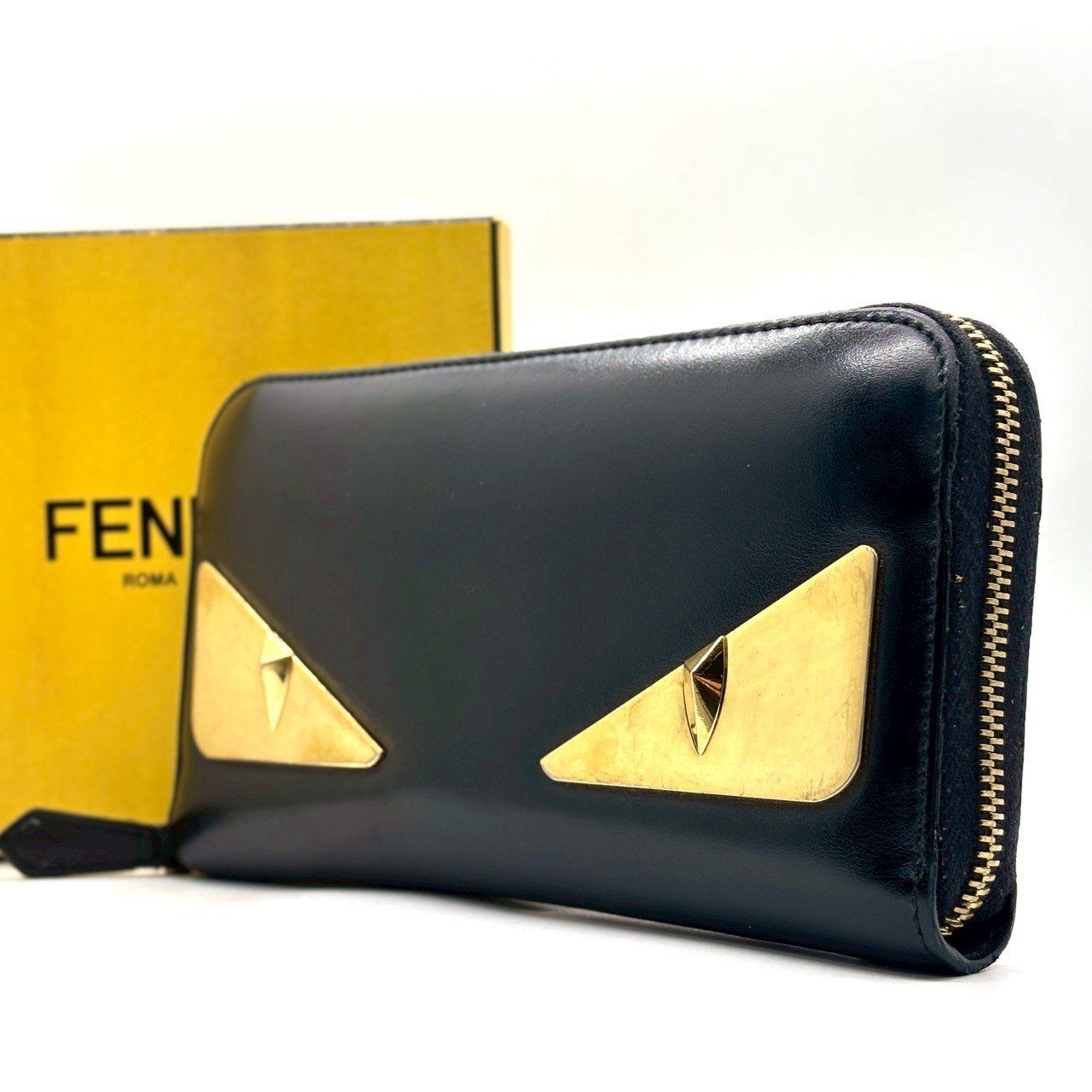 無骨に光る遊び心】 FENDI フェンディ 長財布 ラウンドジップ