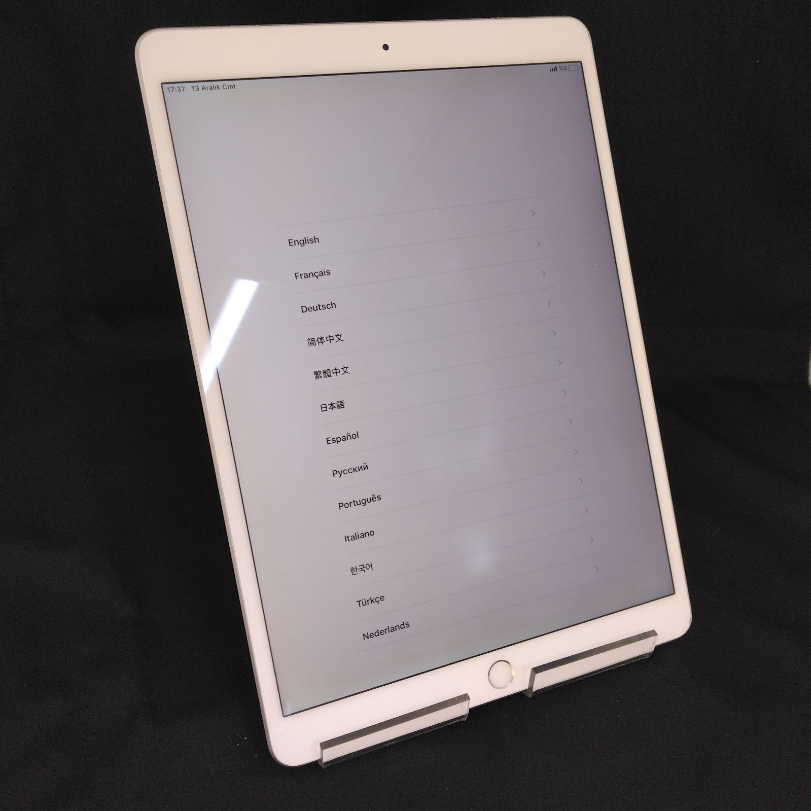 Apple iPad Air 3 64 GB cellularモデル