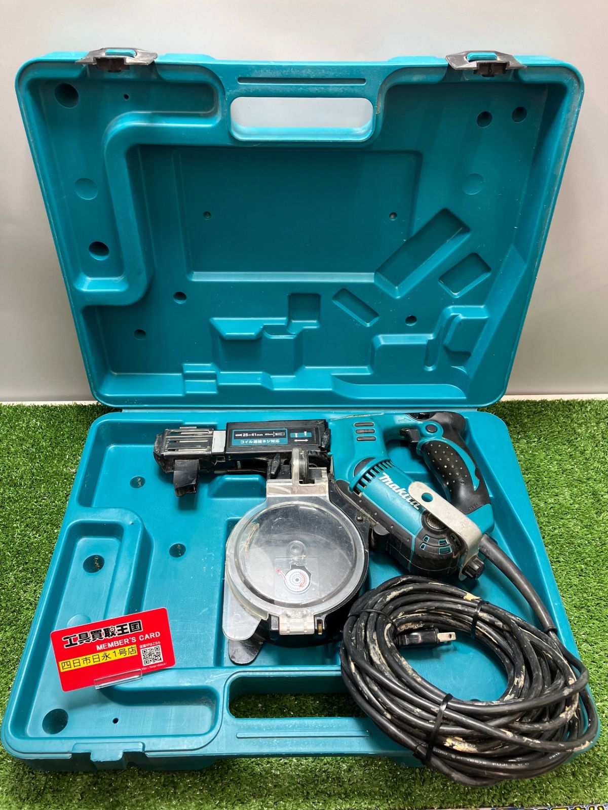 品 0936 makita マキタ 41㎜ 100Vオートパックスクリュードライバ 正逆転両用 6841R IT31TDHUGP7C