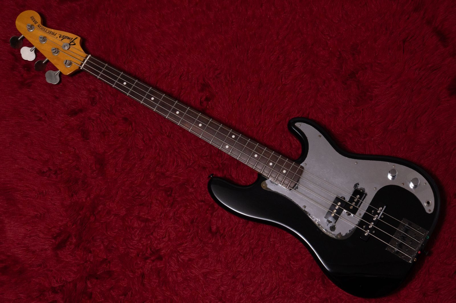 Fender Japan PB 70 US Refinish BLK PJ Mod 1997 2000 4 070 kg O 031048 GIB横浜