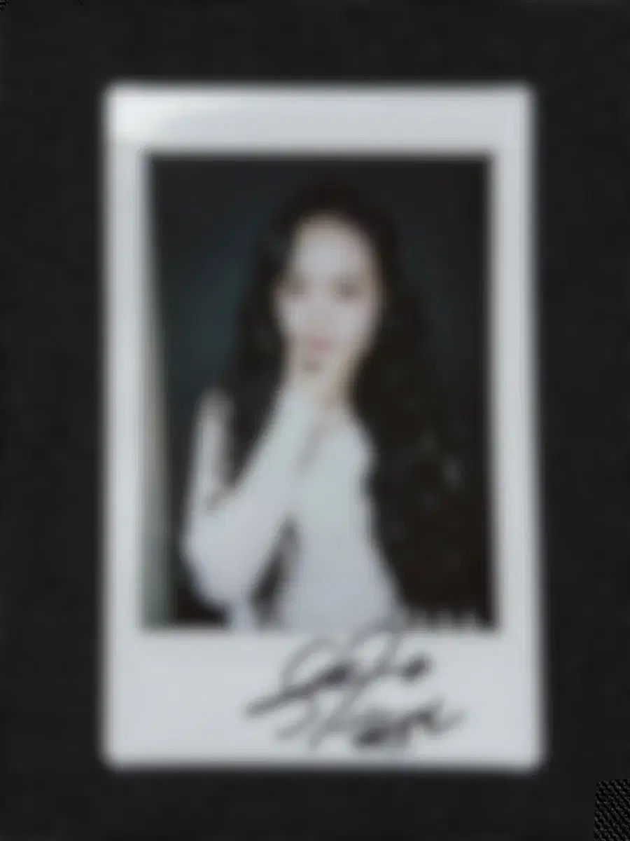 トリプルS 250913 スミン サイン タートルネック チェキ ポラロイド