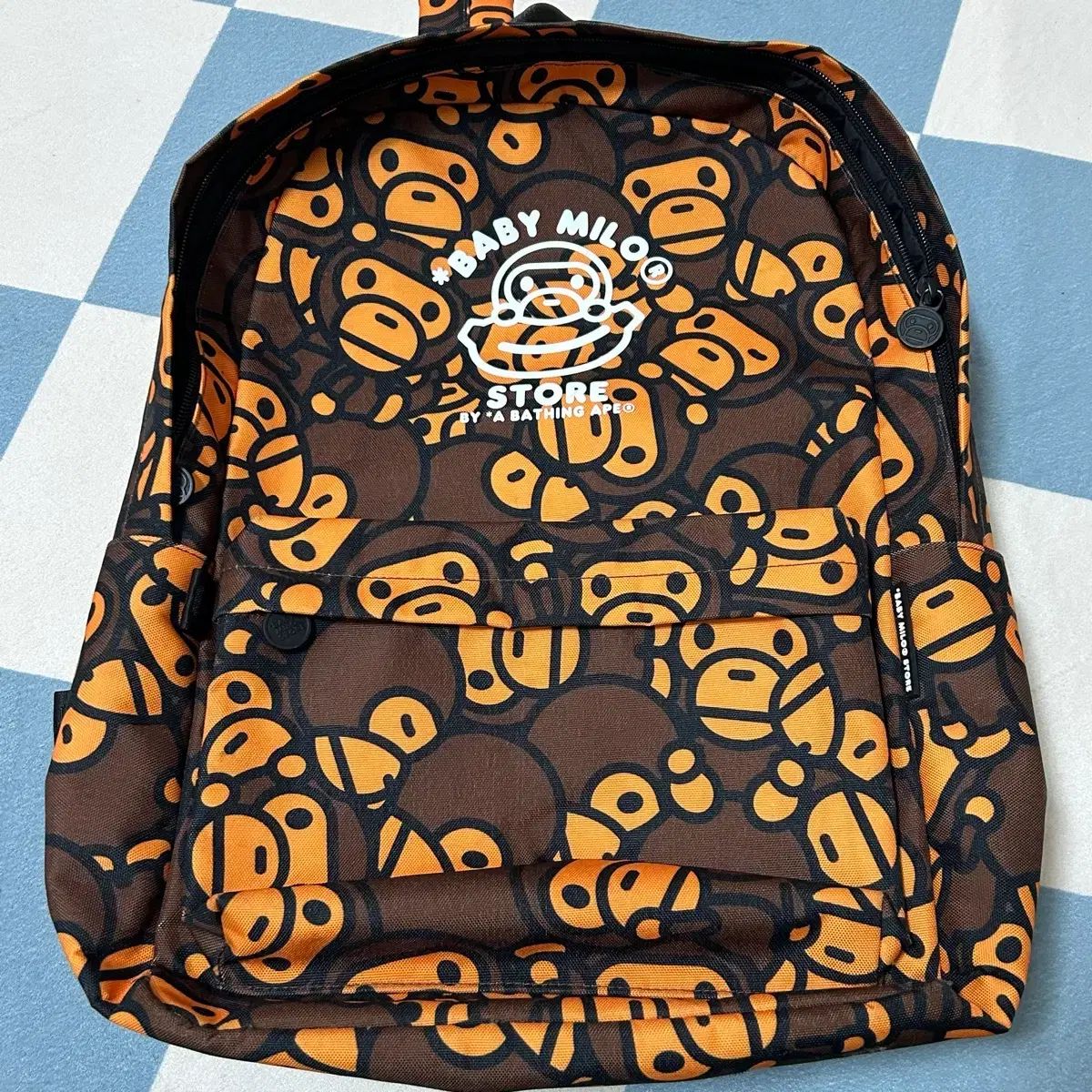 A BATHING APE（アベイシングエイプ）の「BABY MILO PLUSH DOLL DAY PACK K（バックパック/ abathingape babymilo APE　リュック　バッグ