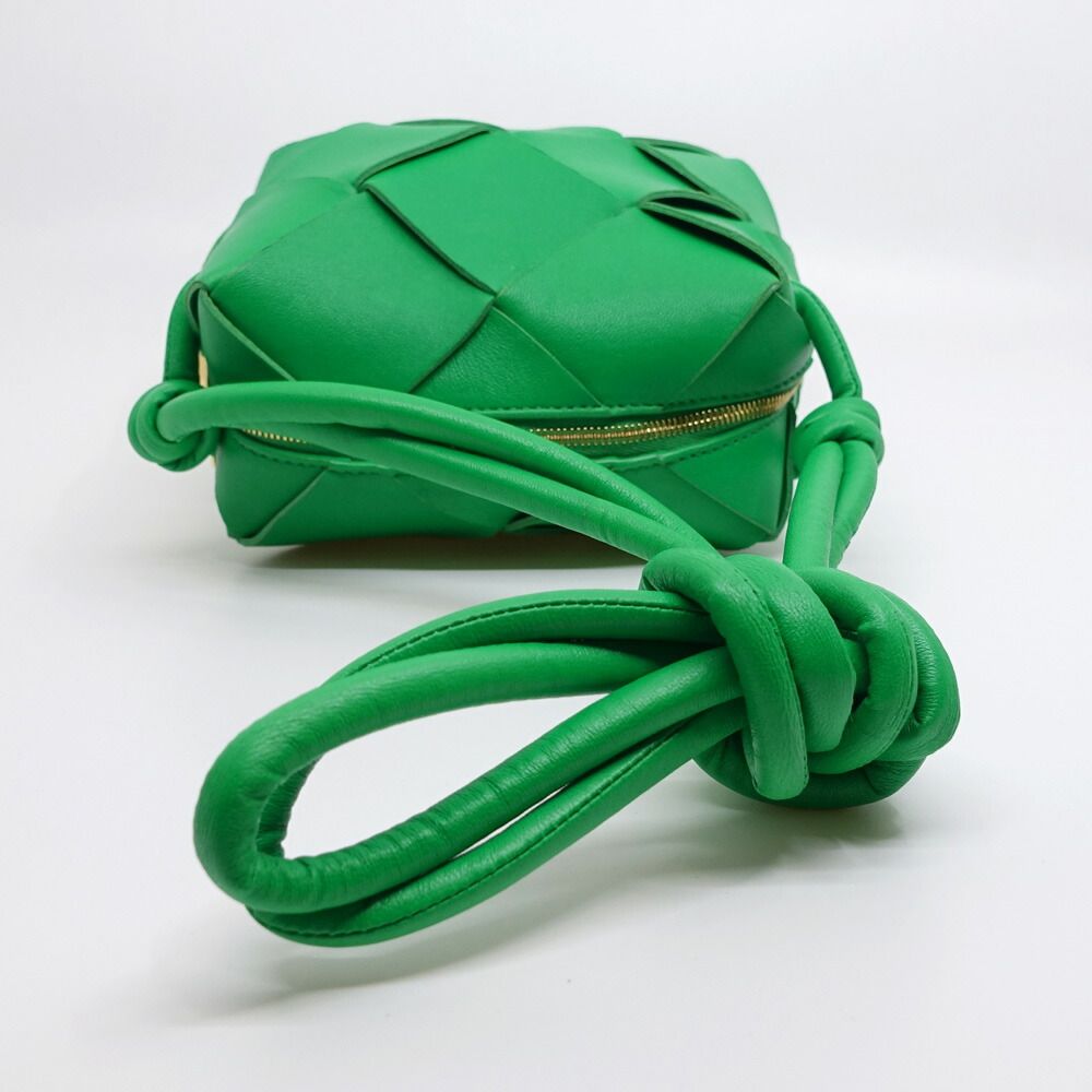 栄】ボッテガヴェネタ カセット カメラバッグ イントレチャート