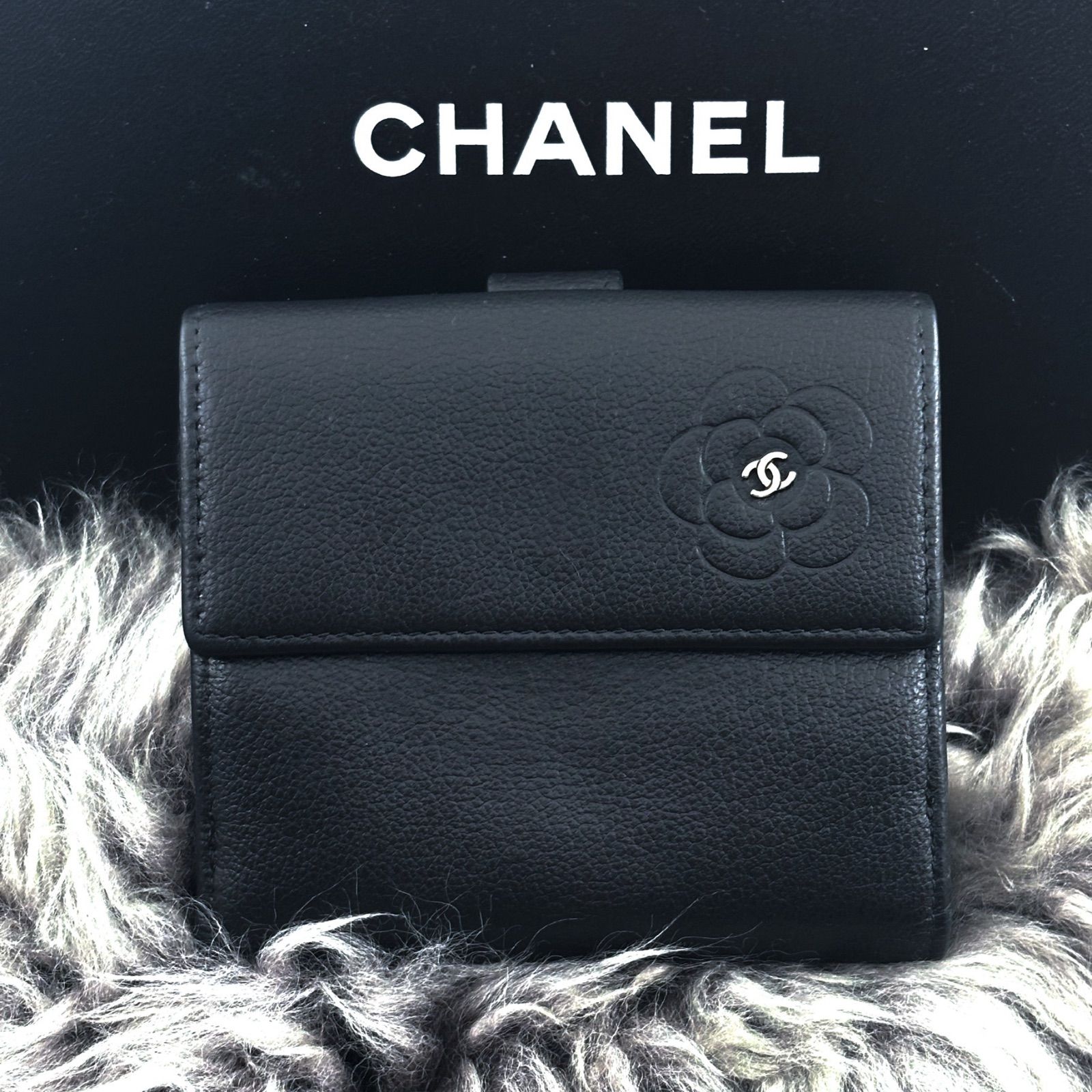 CHANEL バタフライカメリア　Wホック　三つ折り財布　パープル　ココマーク 美品✨】シャネル 財布 バタフライカメリア Wホック 二つ折 - メルカリ