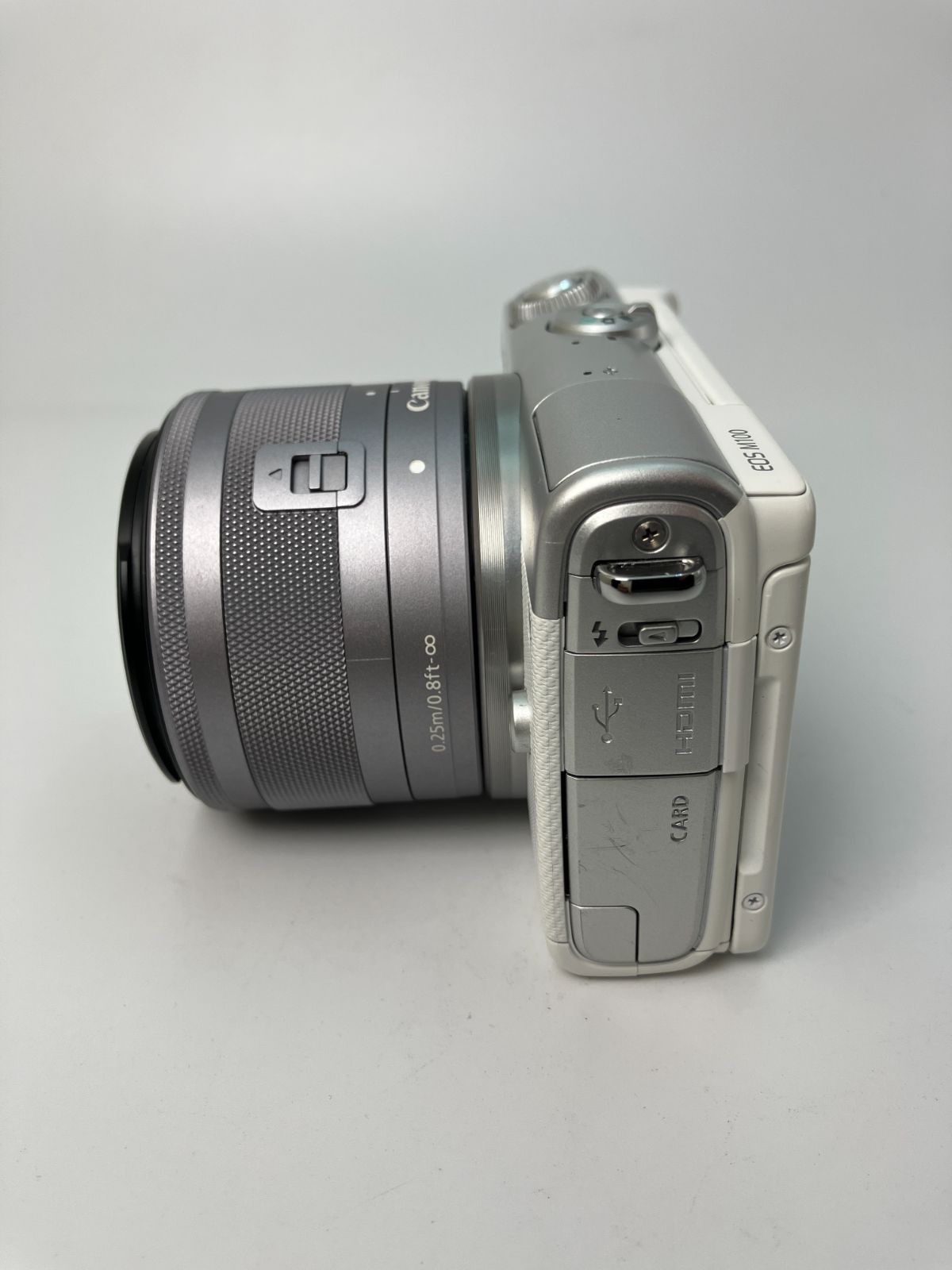 【返品保証・動作確認済】Canon EOS M100＋15-45mmレンズキット 返品保証・動作確認済】Canon EOS M100 + EF-M 15-45mm IS STM レンズ