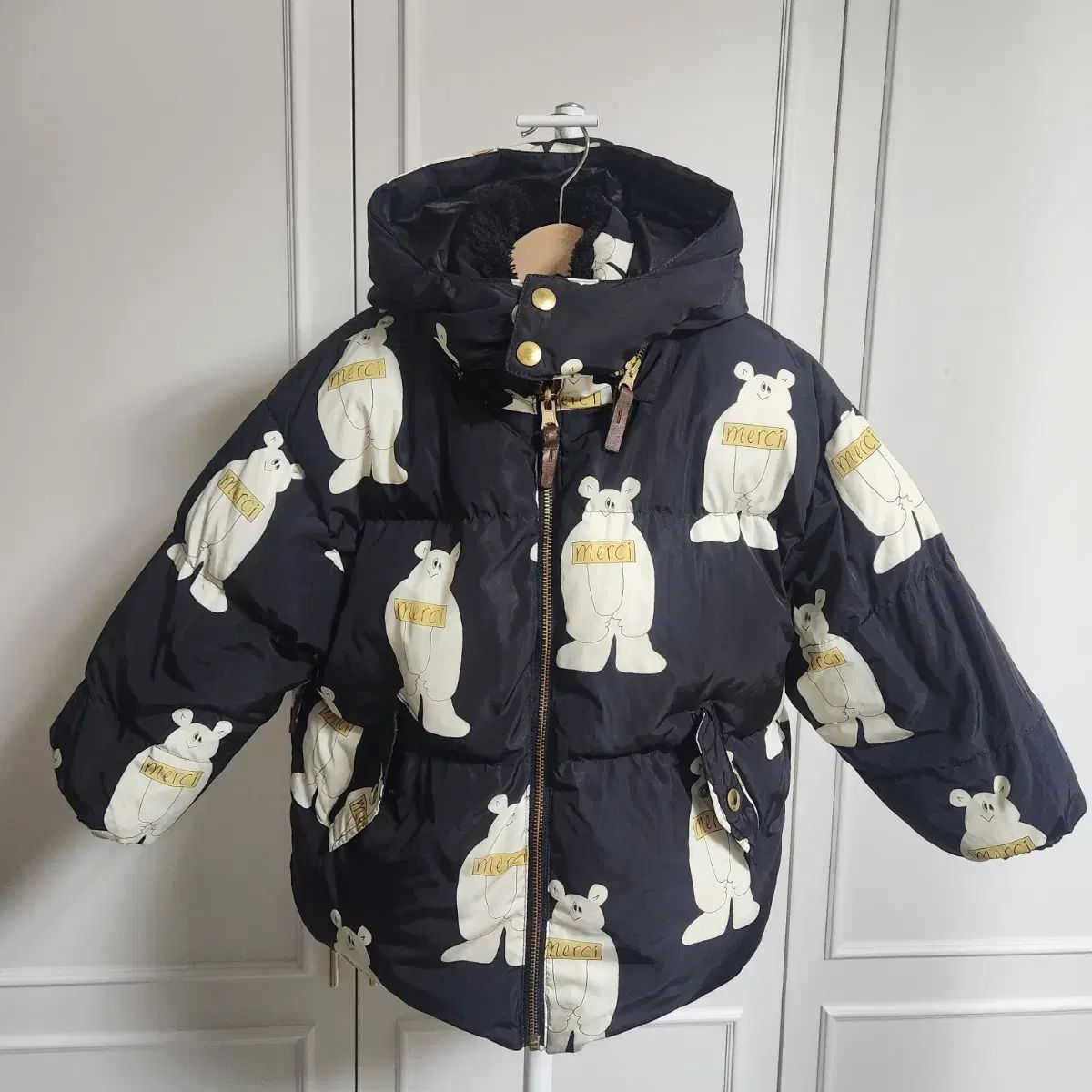 リミテドゥドゥ ブラックベア リバーシブル ダウン M