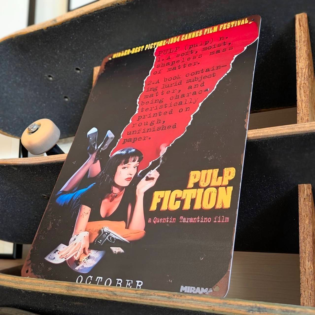 パルプフィクション　ブリキ看板 送料無料！ちょうどいいブリキ看板 【 Pulp Fiction / パルプ