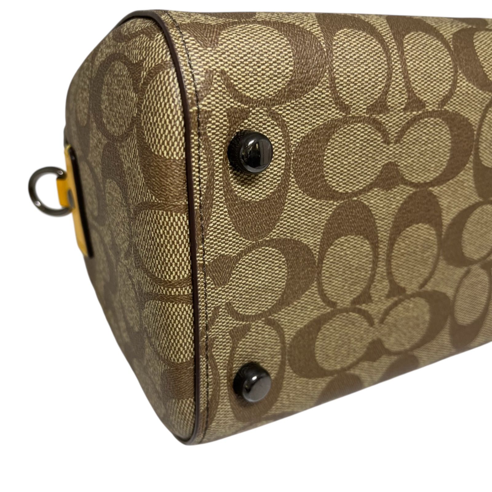 COACH【コーチ】ローアンサッチェル シグネチャー キャンバス 83607