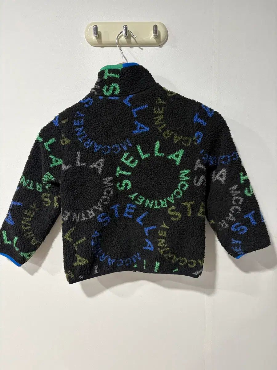 ステラ マッカートニー キッズ フリース 6歳