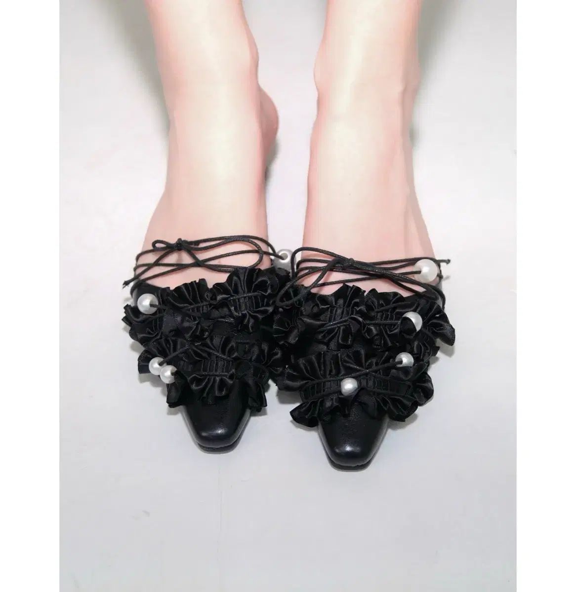 LOSESLEEPOVER ルーズスリーオーバー フリル レース ロー スリッパ