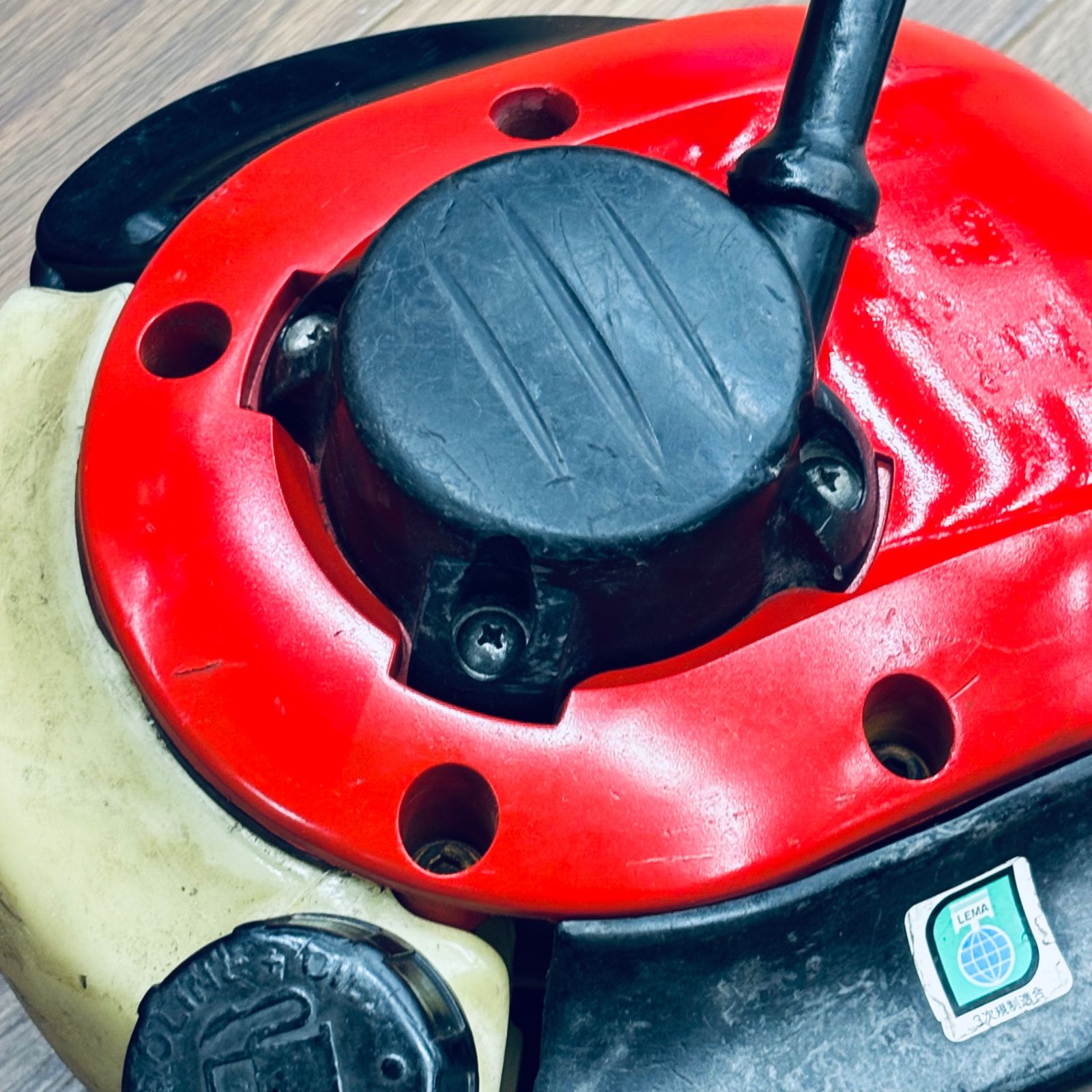 ゼノア エンジンヘッジトリマ