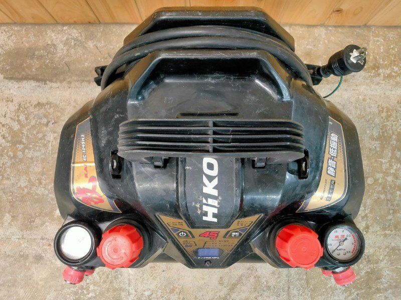 釘打機用エアコンプレッサ