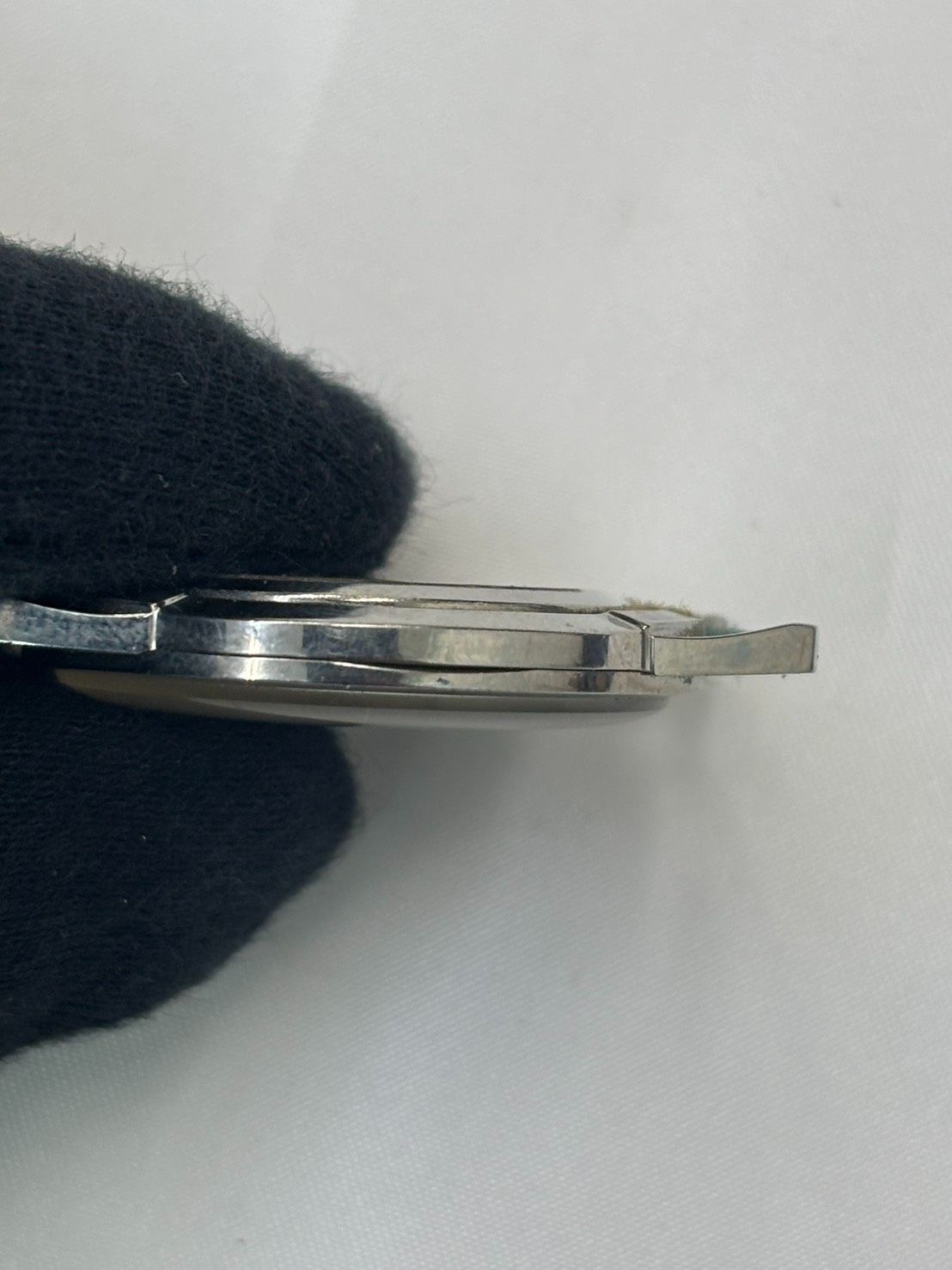 N ユニバーサルジュネーブ