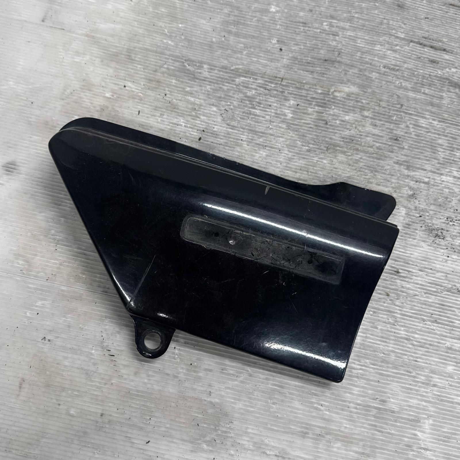 SUZUKI GS 750 サイドカバー 右 スズキ