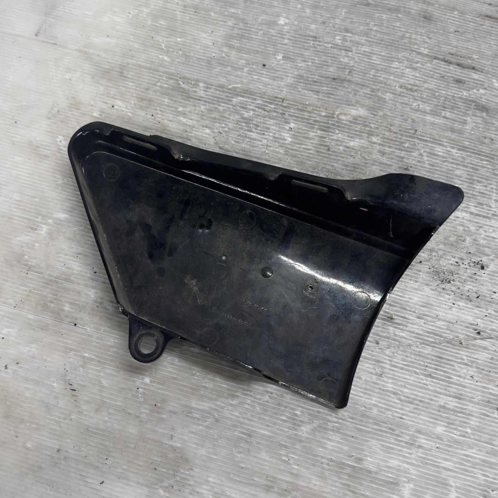 SUZUKI GS750 サイドカバー 左 割引 スズキ E43# 6 GS750 サイドカバー