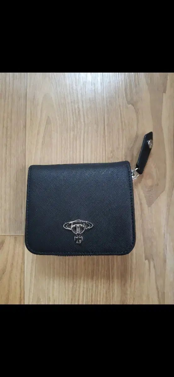 Vivienne Westwood ヴィヴィアン ウエストウッド サフィアーノ 二つ折り財布