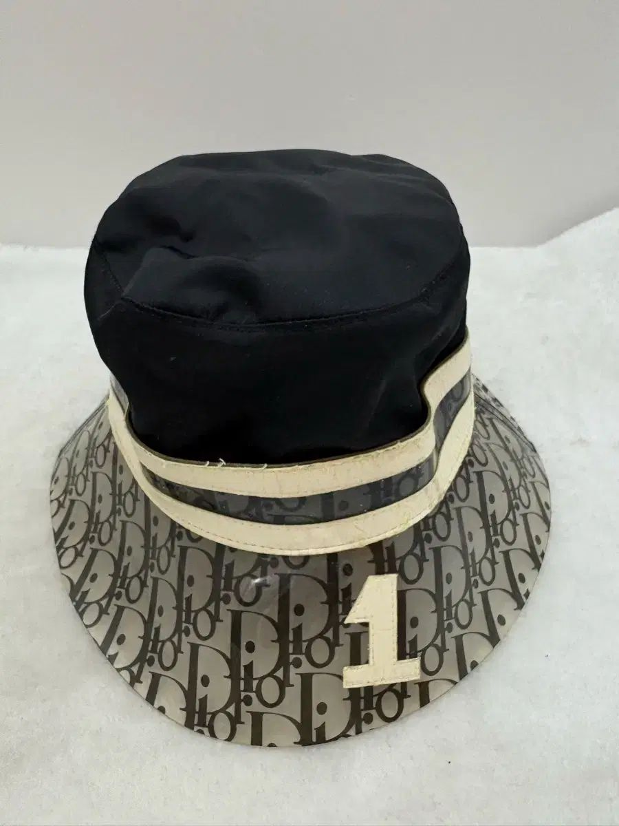 ディオール オブリーク ブラック バケットハット