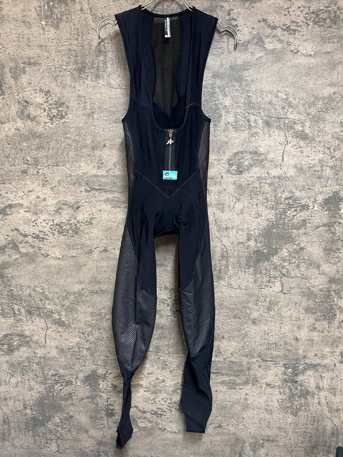 ASSOS アソス M JP394 AIRBLCK851 ビブタイツ 黒 裏起毛 お買い得 
