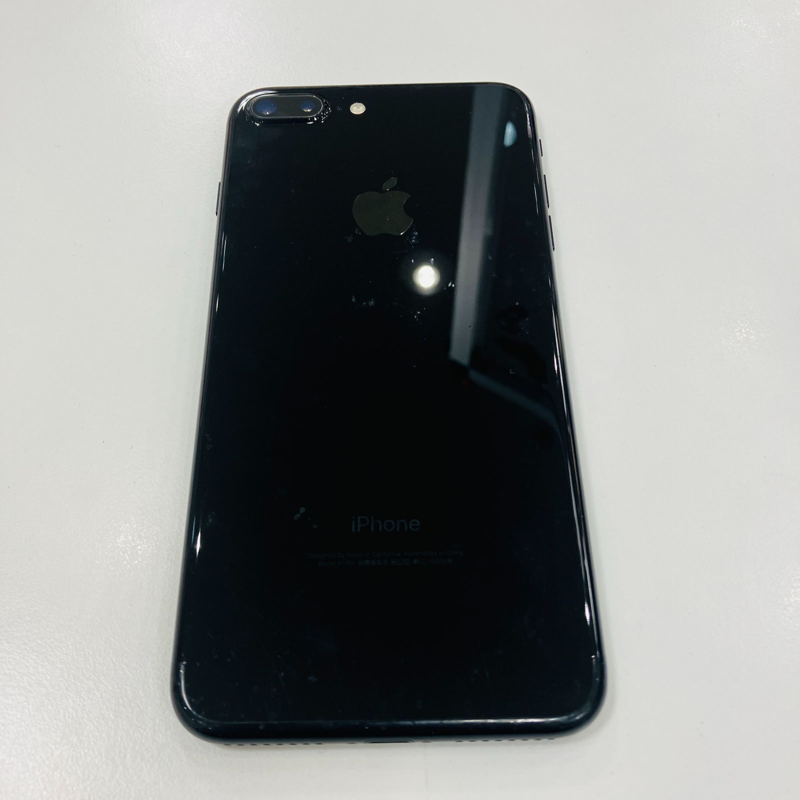 A【中古】iPhone 7 plus 128gb ブラック - メルカリ