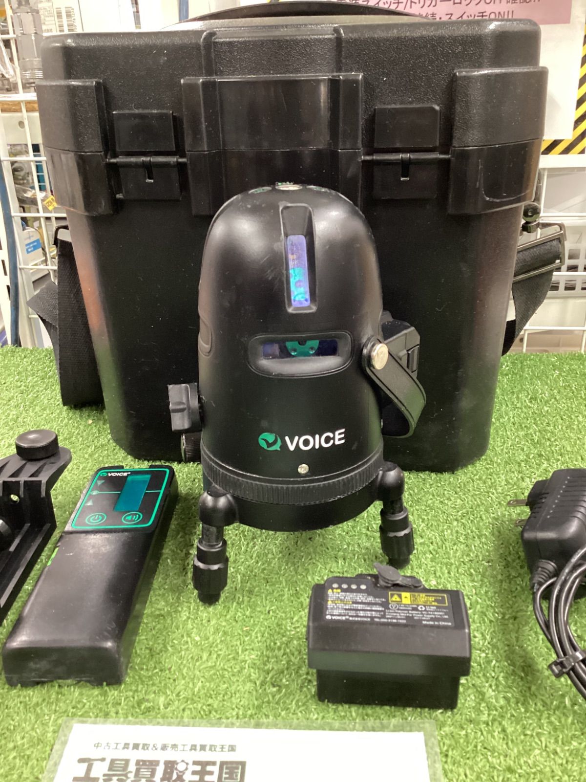 B VOICE レーザー墨出し器 5ライングリーンレーザー Model-G 5 4方向大矩ライン照射モデル