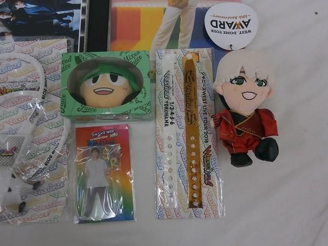 WEST 神山智洋 ぬいぐるみ うちわ 写真 アクスタ まとめ売り ジャニーズWEST - WEST. 神山智洋 うちわまとめ売り（WESTV、rainbow