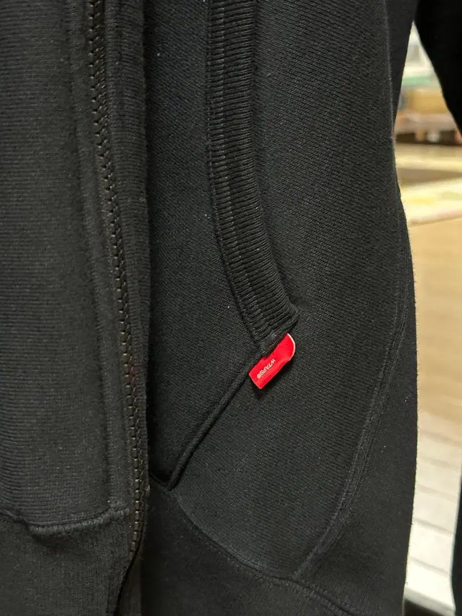 wtaps フーディー オファー ジップアップ Pre-owned] WTAPS HELLWEEK