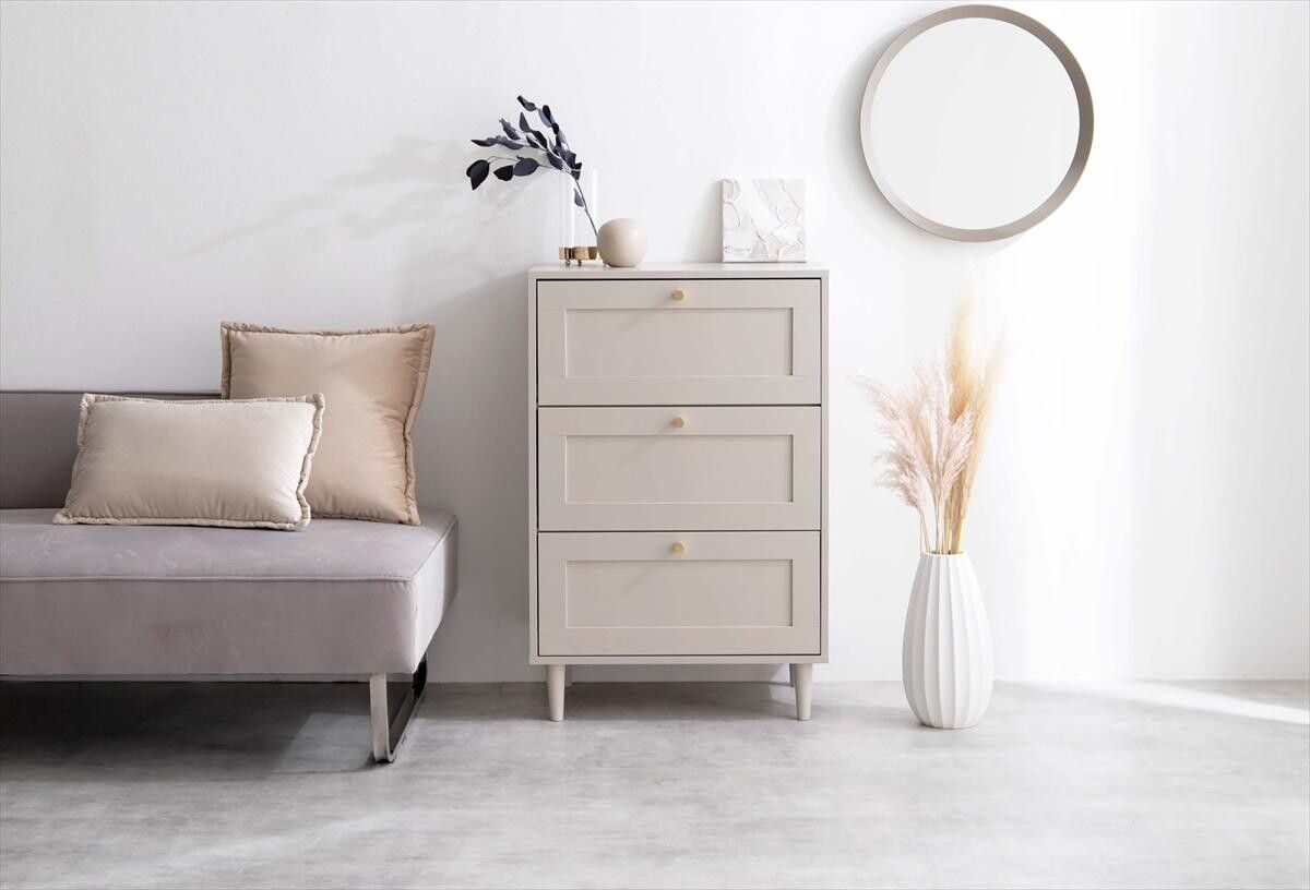 タンス おしゃれ Calan チェスト 幅60 cm 引出し3段 エレガント 衣類収納 コンパクト 寝室 リビング 取っ手付き フェミニン かわいい 一人暮らし 新生活 上品