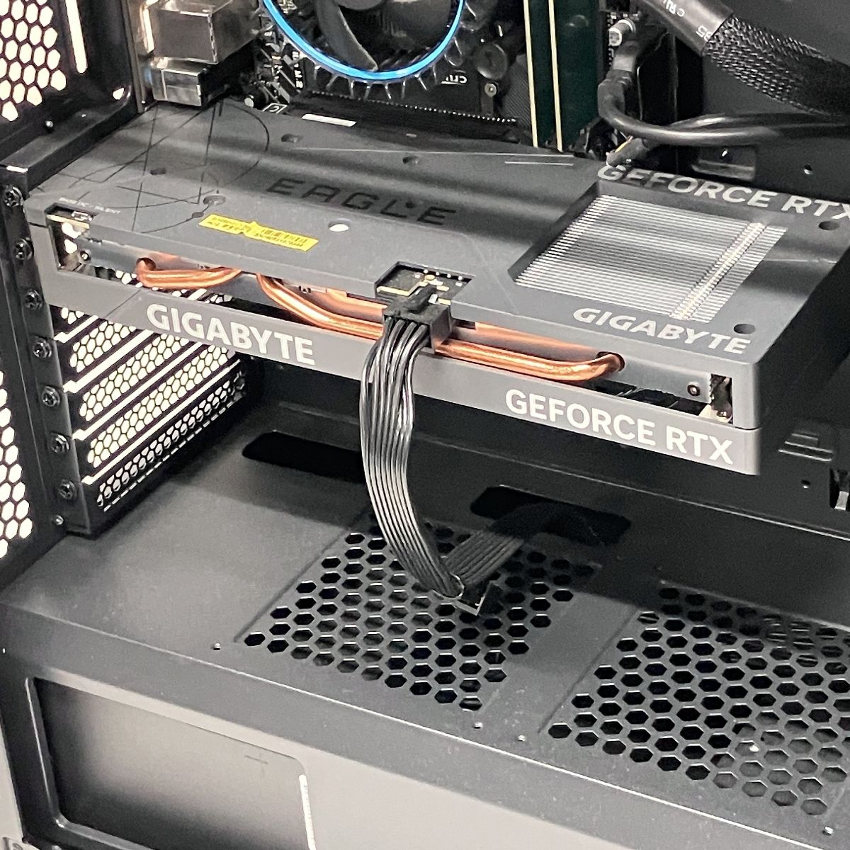 ASRock H 610 M HDV 2 R 0 デスクトップPC i 7 14700 16 GB SSD 1 TB NVIDIA GeForce RTX 4060 win 11 MacOS搭載デスクトップ Windowsデスクトップ 