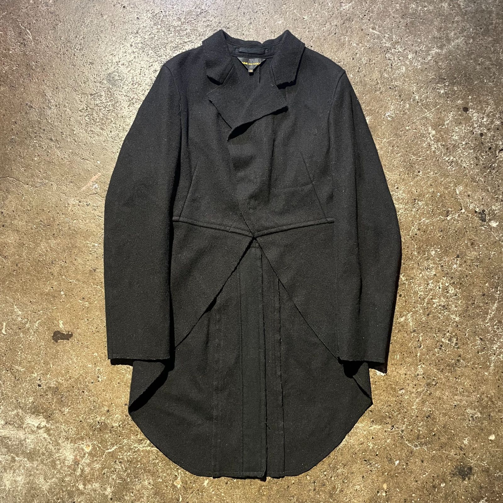 COMME des GARCONS 2017 aw ウール縮絨 スナップボタン 燕尾 ジャケット コムデギャルソン 17 ロング AD GT J 020 XS