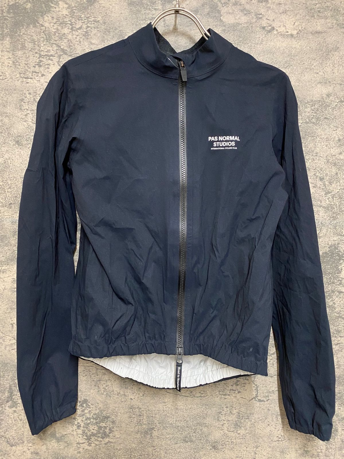 JR 933 パスノーマルスタジオ PAS NORMAL STUDIOS 長袖 ウィンドブレーカー 黒 S