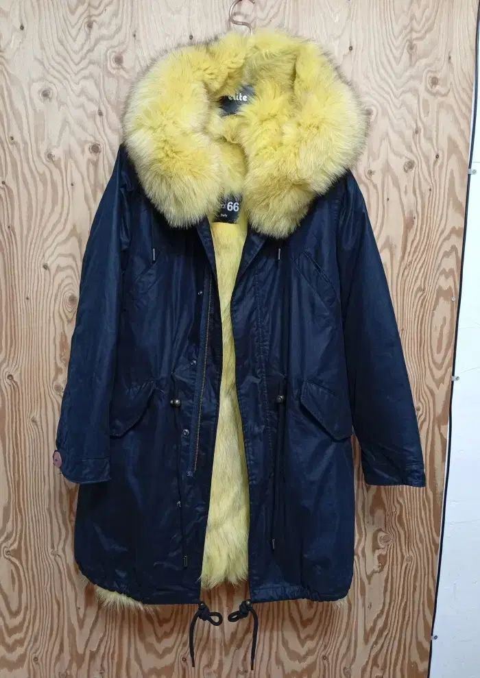 FURS 66 ファーマウンテンパーカー