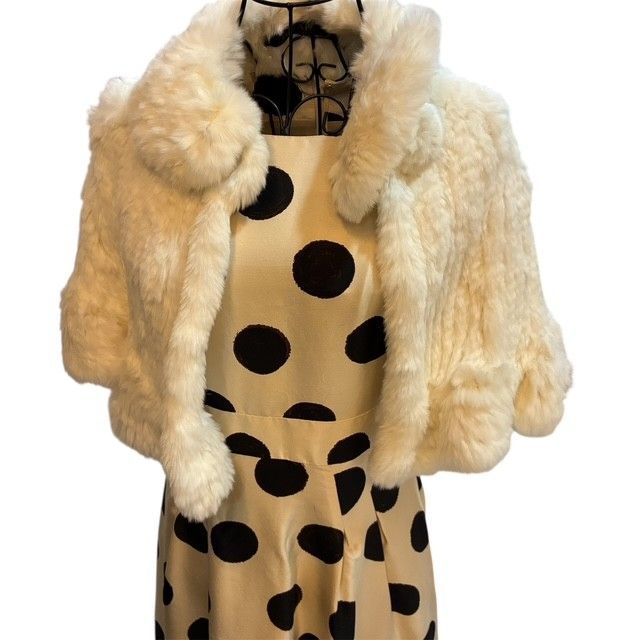 プレタポルテ PRETA PORTER リアルラビット ファー ボレロ風 ショート丈 ポンチョ ファーケープ サイズ M