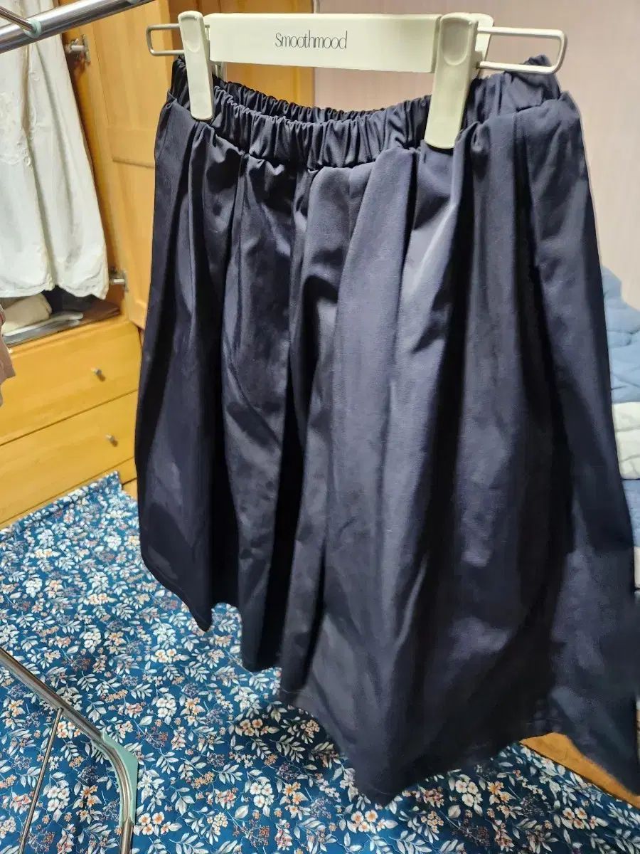 Smoothmood ネイビー フ スカート