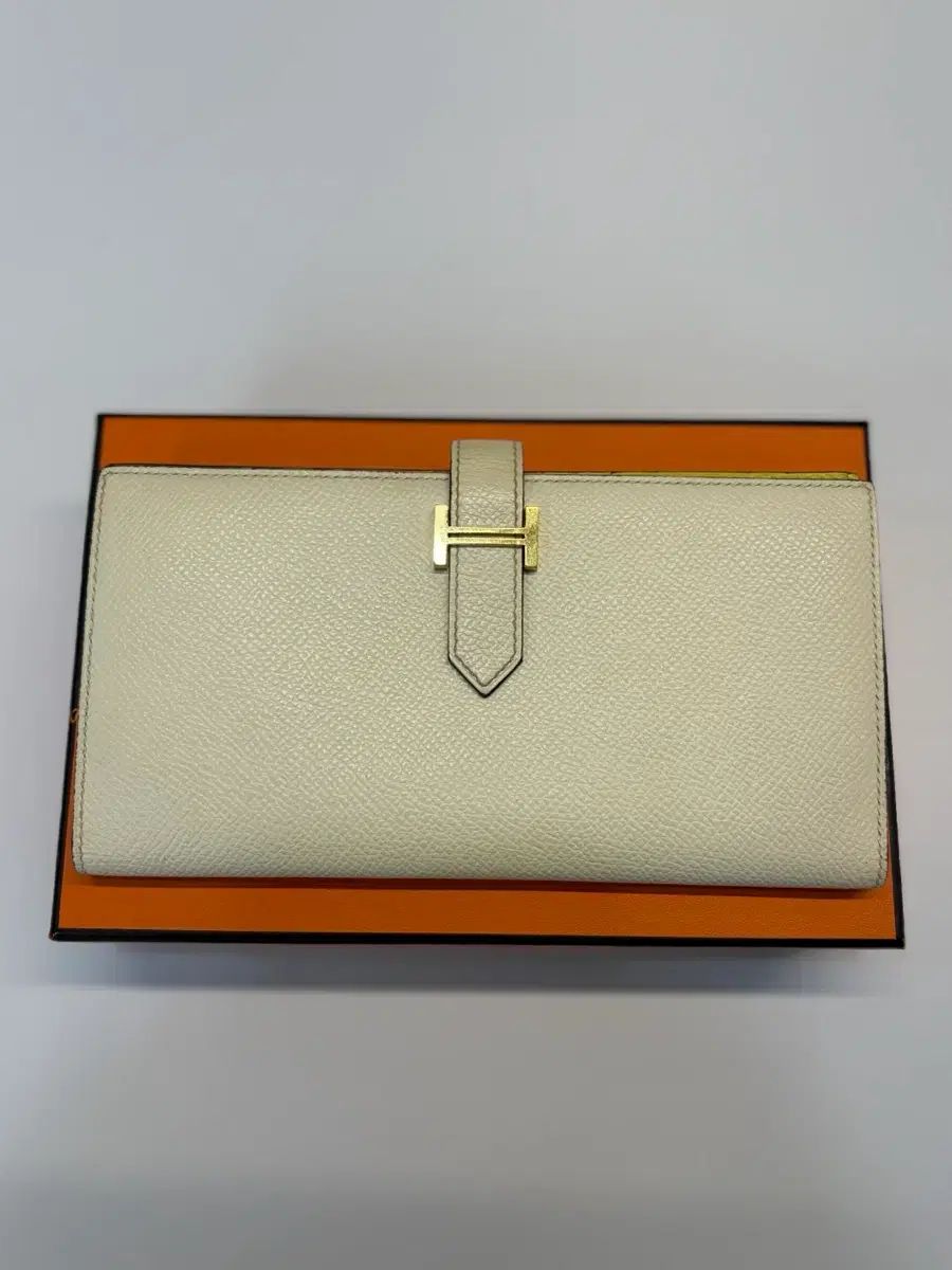 エルメス ベアン長財布 ナタ-ライム ツートン ゴールド金具 B刻印