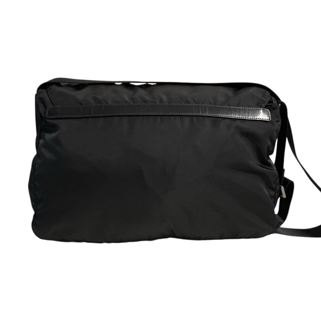 プラダ 三角ロゴ フラップ ナイロン ショルダーバッグ ブラック 5338