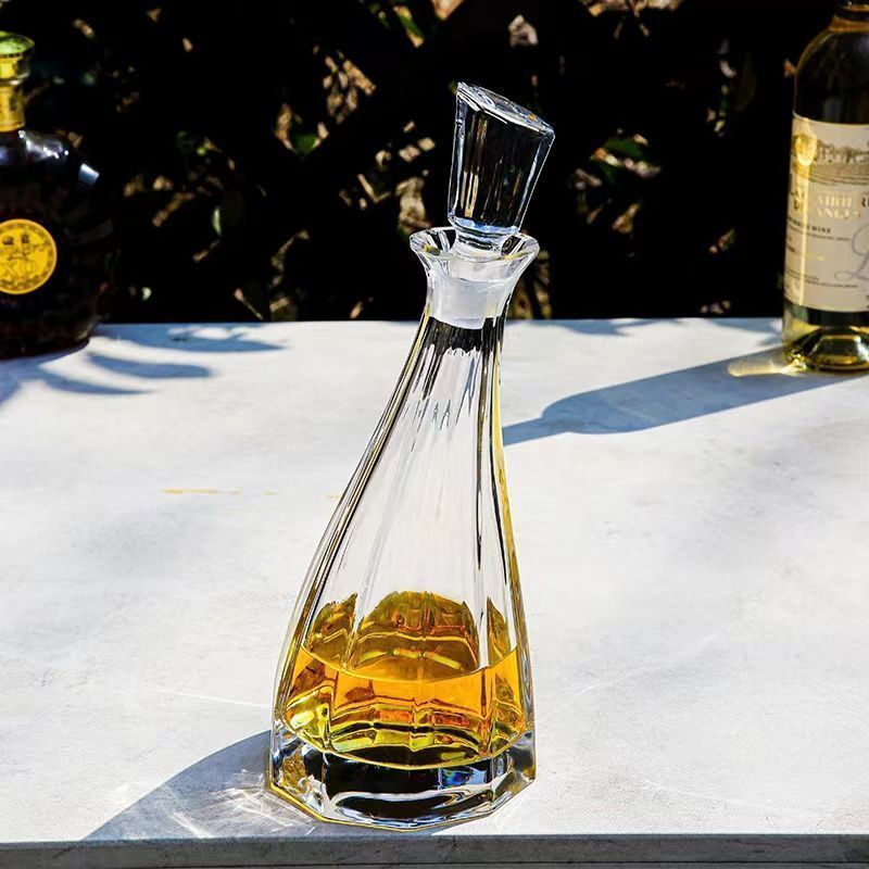 ☆800ml ウイスキーデカンタ 酒デキャンタ ヴィンテージ風 ワイン