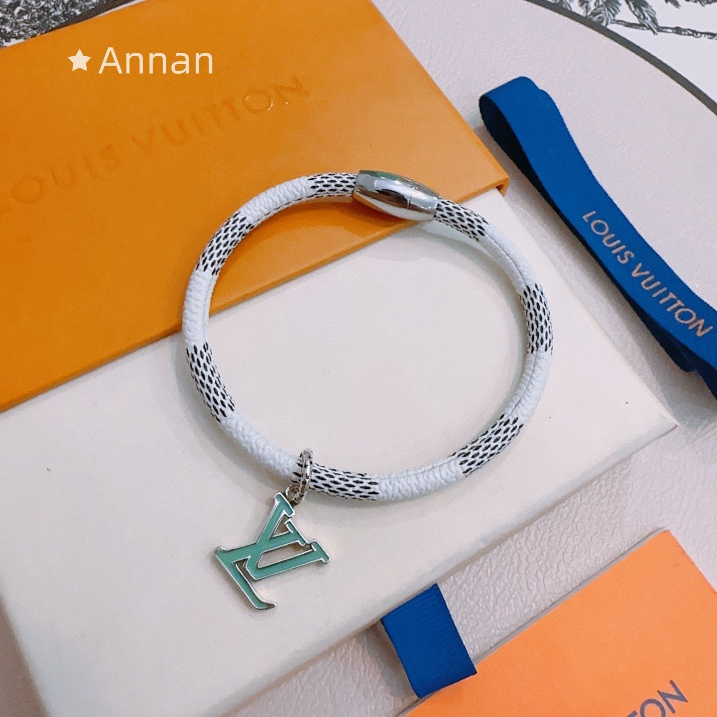 【美品】LOUIS VUITTON ブレスレット メンズ ルイヴィトン ブレスレット モノグラム ゴールド ブラスレ 正規品 LV